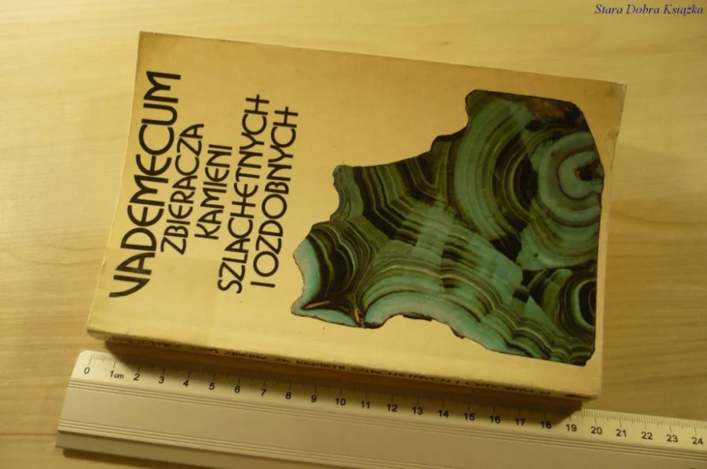 VADEMECUM ZBIERACZA KAMIENI SZLACHETNYCH (1984) Dodaj do koszyka