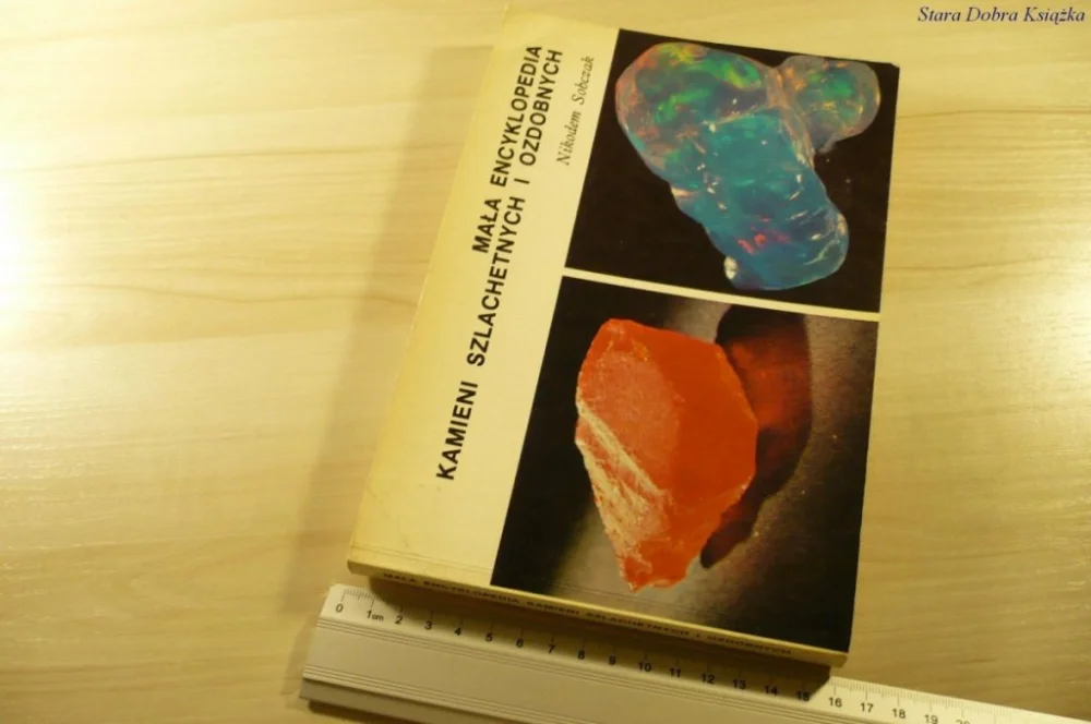 MAŁA ENCYKLOPEDIA KAMIENI SZLACHETNYCH (1986) Oferta czasowa