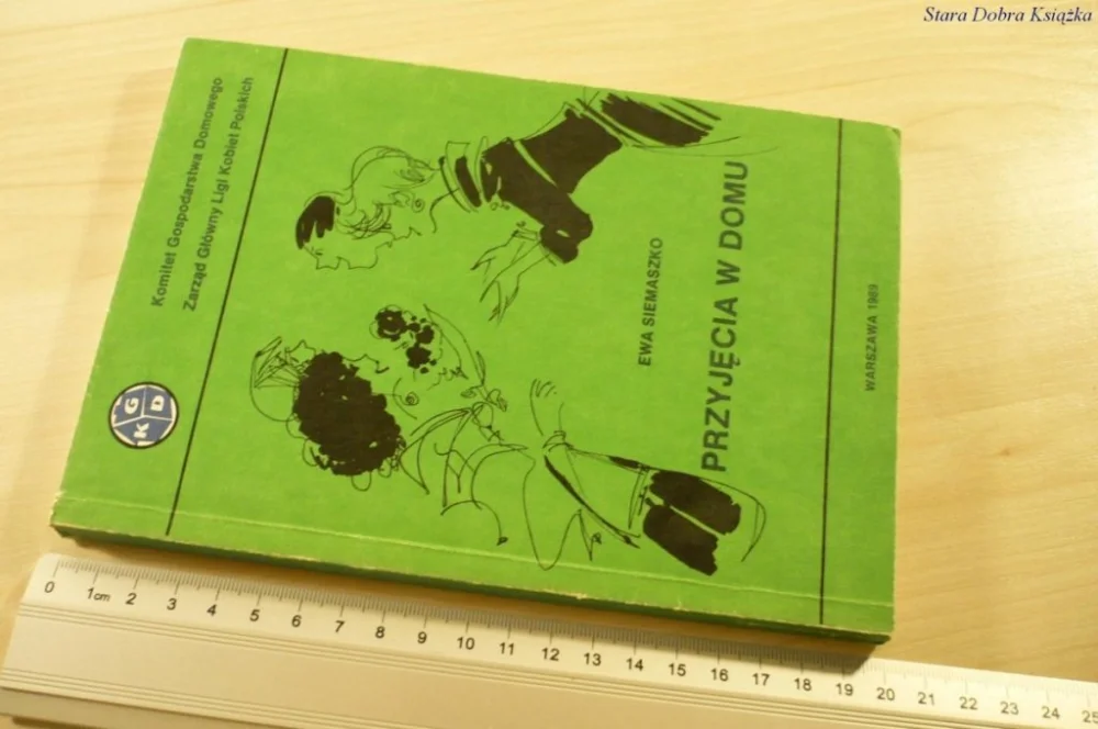 Nowość PRZYJĘCIA W DOMU - Ewa Siemaszko (1989)
