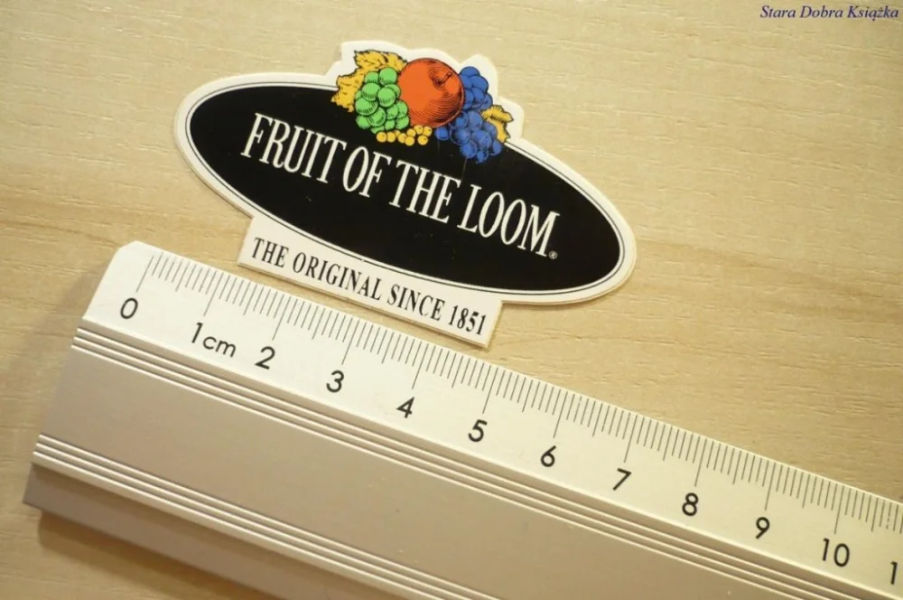 FRUIT OF THE LOOM. NAKLEJKA Premium