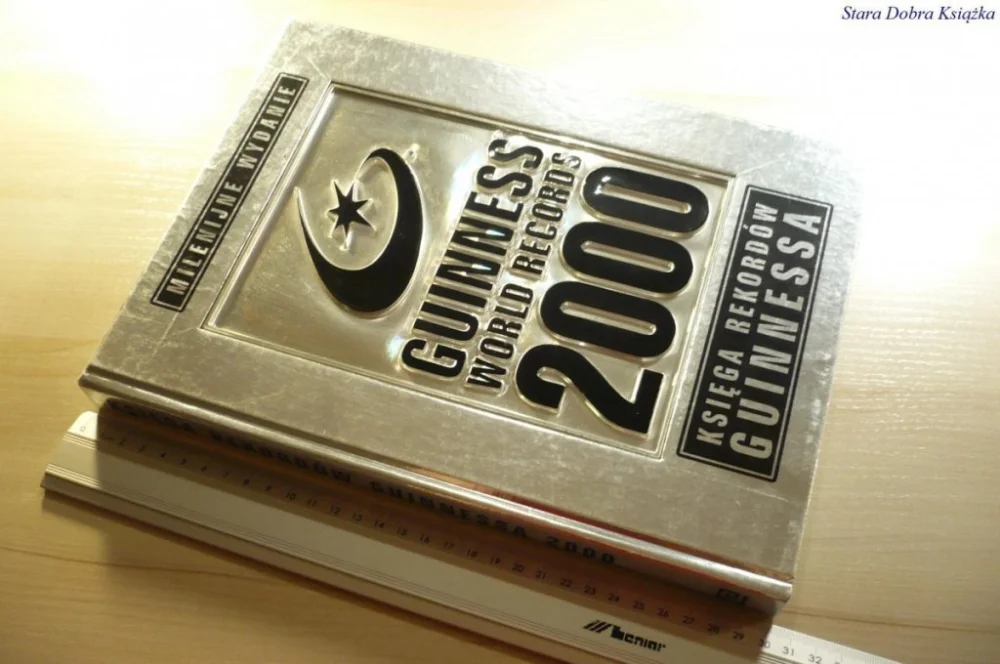 KSIĘGA REKORDÓW GUINNESSA 2000 Szybka dostawa