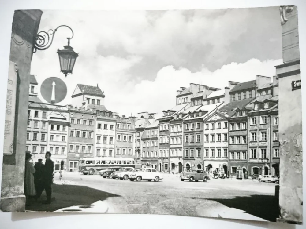 WARSZAWA. RYNEK STAREGO MIASTA FOT. HERMAŃCZYK Taniej