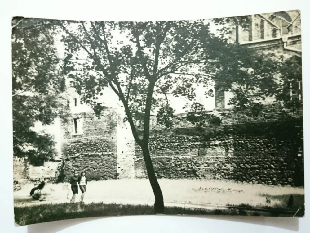 Nowy LUBIN. FRAGMENT MURÓW MIEJSKICH FOT. SIUDECKI