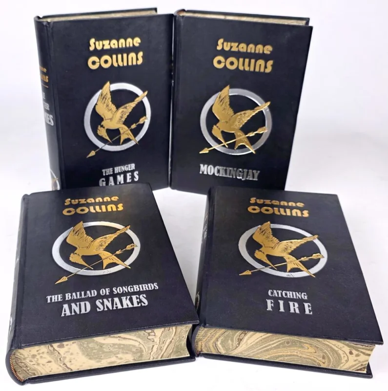 Suzanne Collins - The Hunger Games Series. Leatherbound Set: Limited Edition, Signed & Numbered Popularny